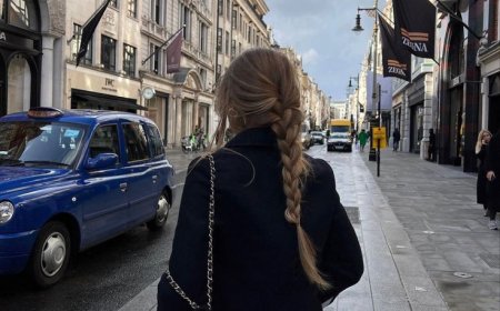 Она меня забыла совсем